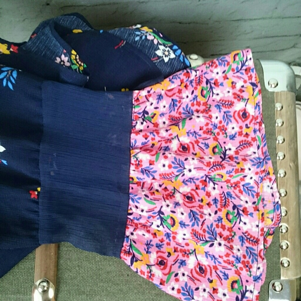 NWOT Rocks & Indigo boho top with bell sleeves - Picture 6 of 6
